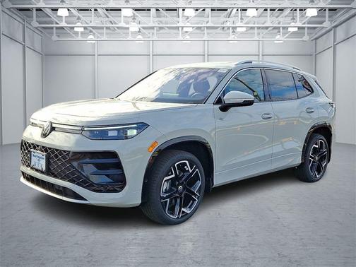2026 Volkswagen Tiguan 2.0T SEL R-Line 4MOTION