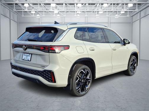 2026 Volkswagen Tiguan 2.0T SEL R-Line 4MOTION