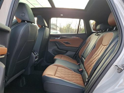 2026 Volkswagen Tiguan 2.0T SEL R-Line 4MOTION