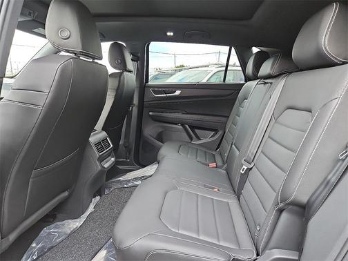 2026 Volkswagen Atlas Cross Sport 2.0T SEL
