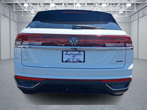 2024 Volkswagen Atlas Cross Sport 2.0T SE w/Technology 4MOTION