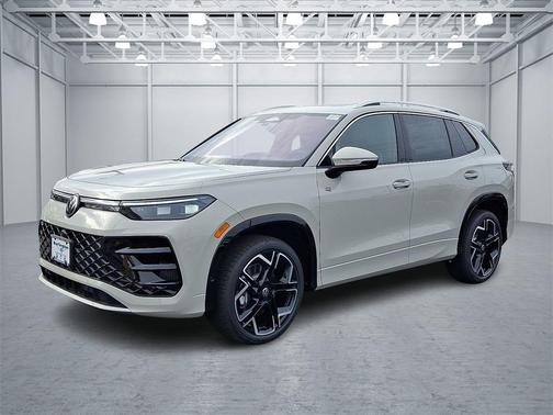 2026 Volkswagen Tiguan 2.0T SEL R-Line 4MOTION