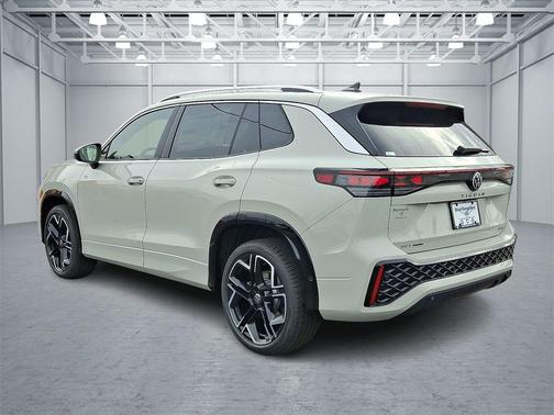 2026 Volkswagen Tiguan 2.0T SEL R-Line 4MOTION