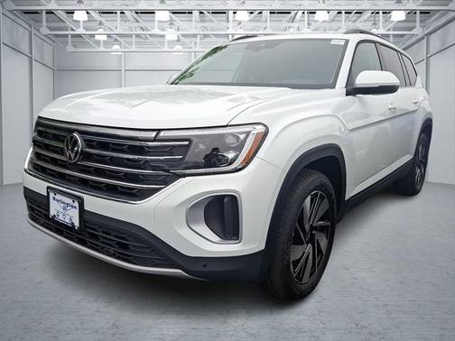 2025 Volkswagen Atlas 2.0T SE w/Technology 4MOTION