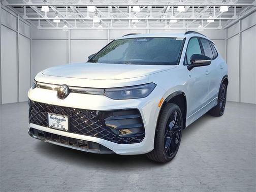 2025 Volkswagen Tiguan 2.0T SE R-Line Black 4MOTION
