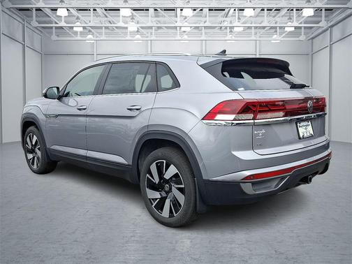 2025 Volkswagen Atlas Cross Sport 2.0T SE w/Technology 4MOTION