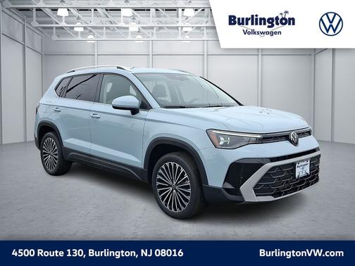 Alpine Grey 2025 Volkswagen Taos 1.5T SE