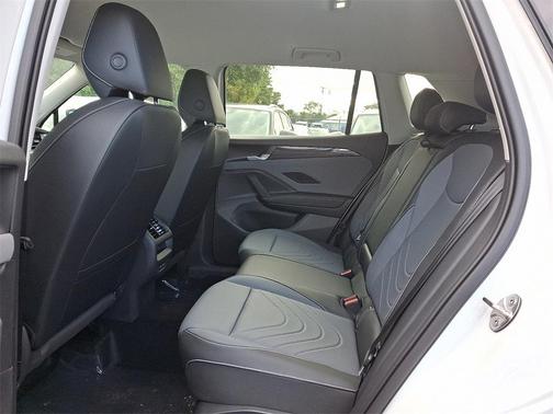 2025 Volkswagen Tiguan 2.0T SE 4MOTION