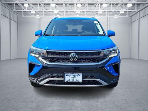 Cornflower Blue 2023 Volkswagen Taos 1.5T SE