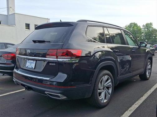 2022 Volkswagen Atlas 3.6L SE w/Technology