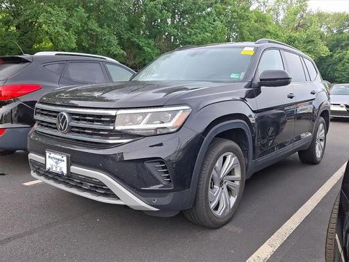 2022 Volkswagen Atlas 3.6L SE w/Technology