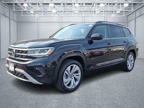 2022 Volkswagen Atlas 3.6L SE w/Technology