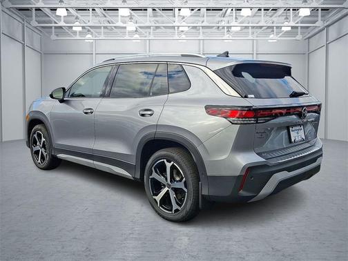 2025 Volkswagen Tiguan 2.0T SE 4MOTION