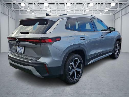 2025 Volkswagen Tiguan 2.0T SE 4MOTION