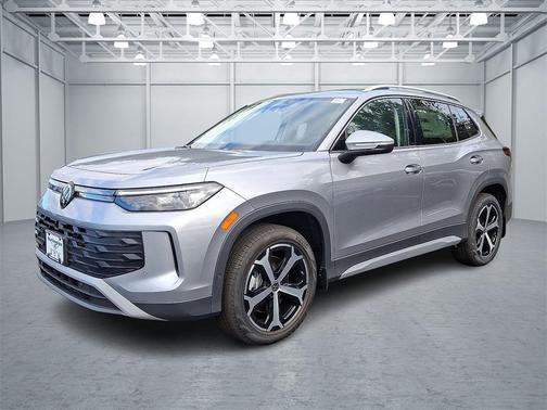 2025 Volkswagen Tiguan 2.0T SE 4MOTION
