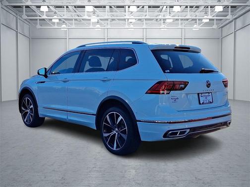 2022 Volkswagen Tiguan 2.0T SEL R-Line 4MOTION