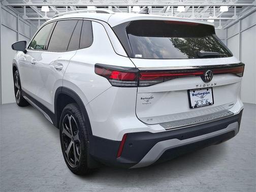 2025 Volkswagen Tiguan 2.0T SE 4MOTION