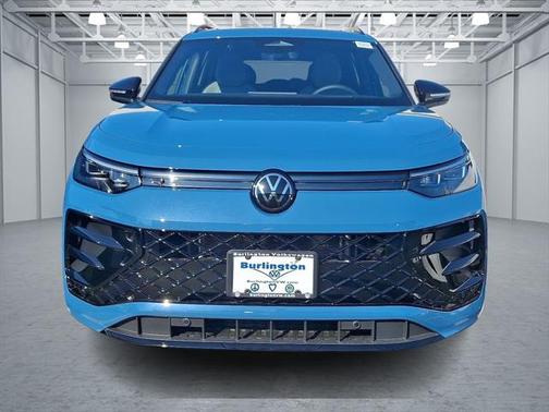 2025 Volkswagen Tiguan 2.0T SE R-Line Black 4MOTION
