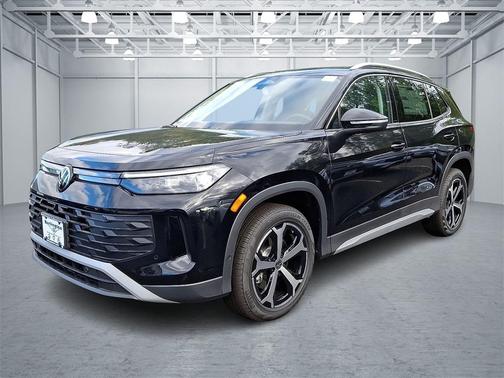 2025 Volkswagen Tiguan 2.0T SE 4MOTION