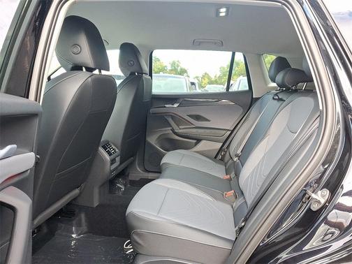 2025 Volkswagen Tiguan 2.0T SE 4MOTION