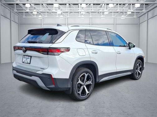 2025 Volkswagen Tiguan 2.0T SE 4MOTION