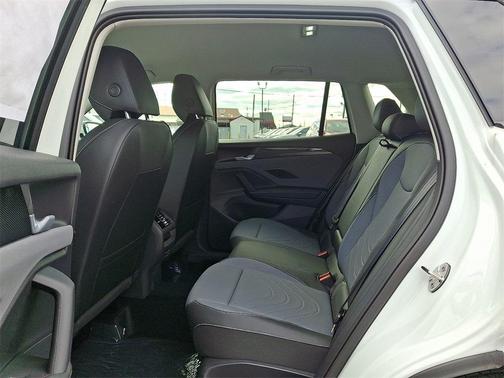 2025 Volkswagen Tiguan 2.0T SE 4MOTION