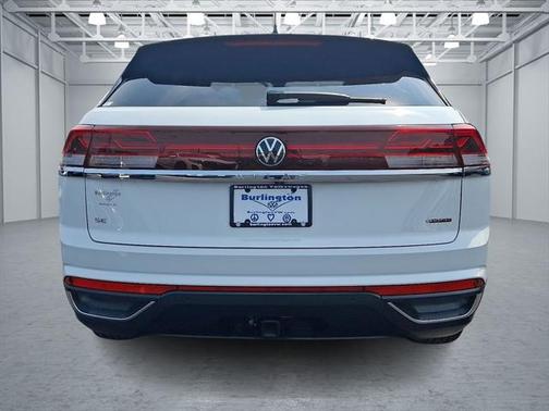 2024 Volkswagen Atlas Cross Sport 2.0T SE w/Technology 4MOTION