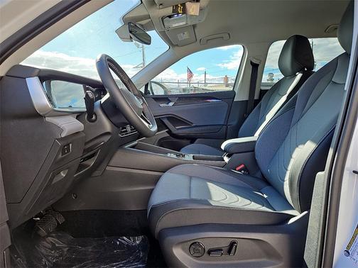 2025 Volkswagen Tiguan 2.0T SE 4MOTION