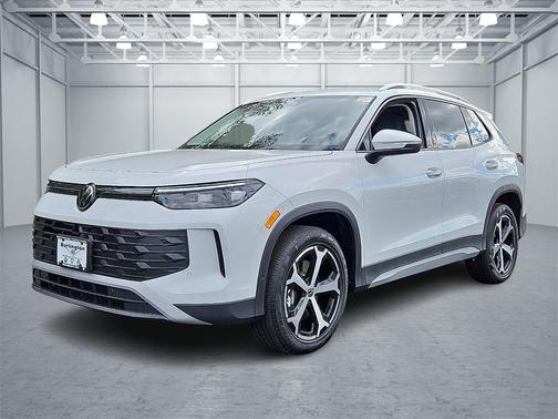 2025 Volkswagen Tiguan 2.0T SE 4MOTION