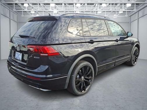 2021 Volkswagen Tiguan 2.0T SE R-Line Black 4MOTION