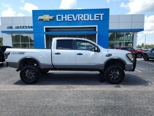 2017 Nissan Titan XD PRO-4X