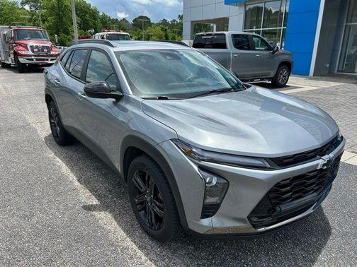 Sterling Gray Metallic 2025 Chevrolet Trax ACTIV
