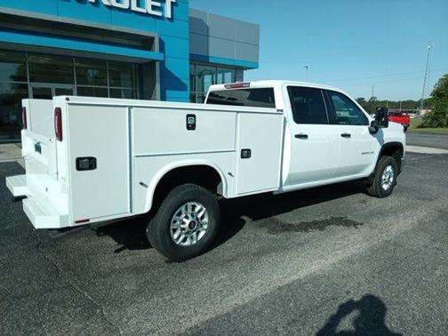 Summit White 2026 Chevrolet Silverado 2500 WT