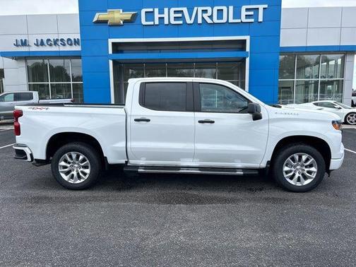 2025 Chevrolet Silverado 1500 Custom