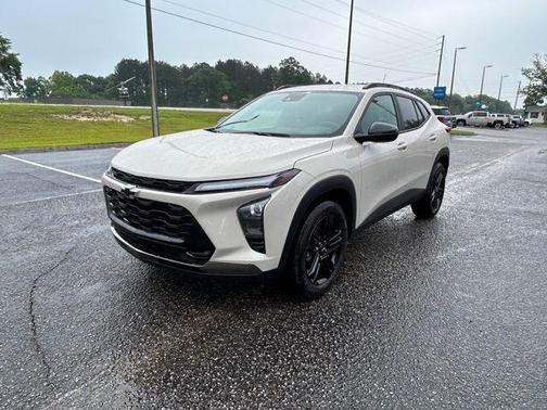 White Sand 2026 Chevrolet Trax ACTIV