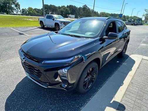 Mosaic Black Metallic 2026 Chevrolet Trax ACTIV