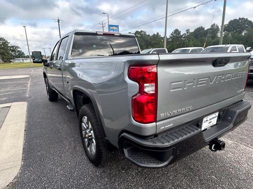 Sterling Gray Metallic 2026 Chevrolet Silverado 2500 Custom