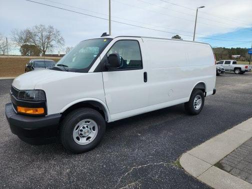 2025 Chevrolet Express 2500 Work Van