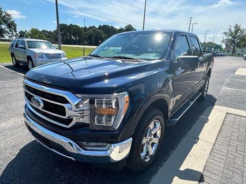 Blue Metallic 2022 Ford F-150 XLT