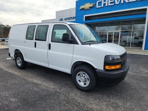 2025 Chevrolet Express 2500 Work Van