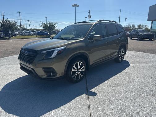 2023 Subaru Forester Limited CVT