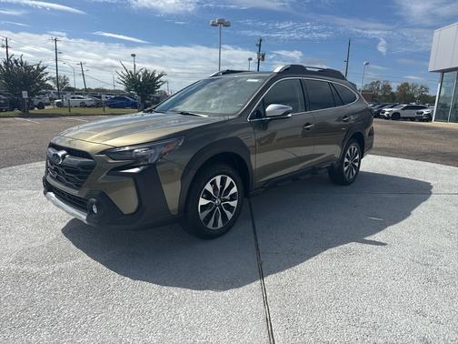 2025 Subaru Outback Touring