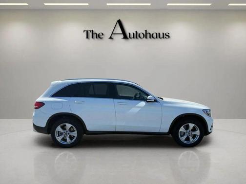 2017 Mercedes-Benz GLC 300 4MATIC