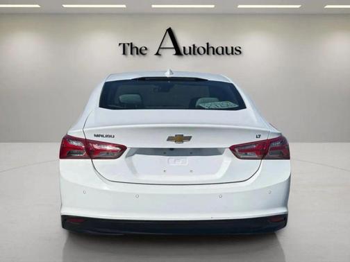 2021 Chevrolet Malibu FWD LT