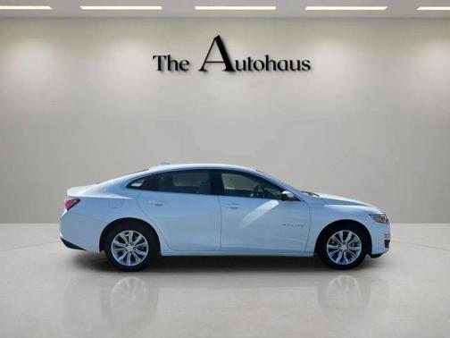 2021 Chevrolet Malibu FWD LT