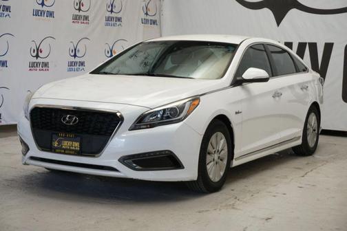 White 2017 Hyundai SONATA Hybrid SE
