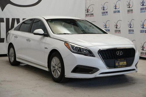 White 2017 Hyundai SONATA Hybrid SE