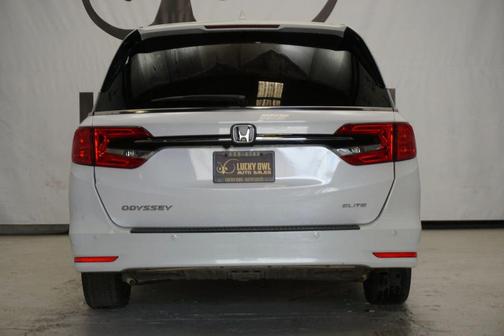 White 2024 Honda Odyssey Elite