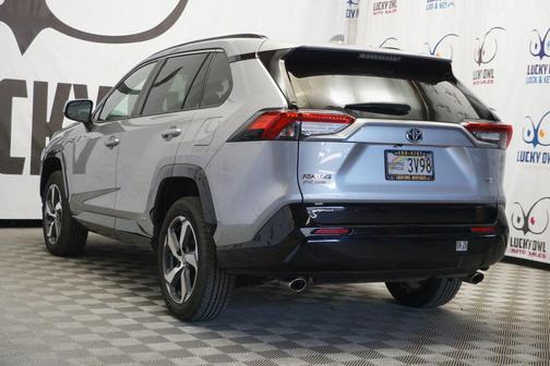 2024 Toyota RAV4 Prime SE