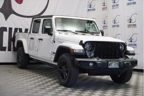 2022 Jeep Gladiator Sport